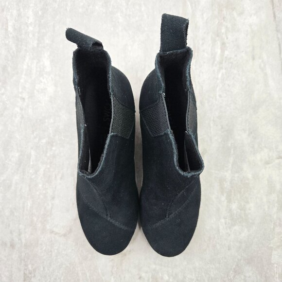 Toms Ankle Wedge Booties Sz 6 Black Suede Comfort Western Desert Chelsea Boots - Picture 2 of 10
